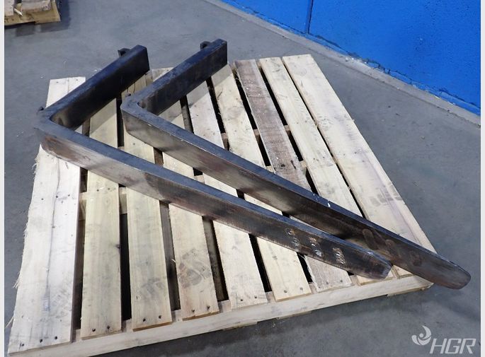  Forklift Forks