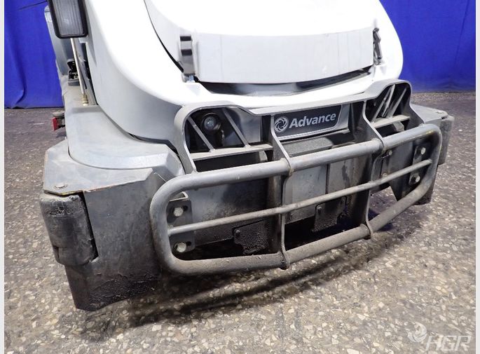 Advance Floor Scrubbersweeper