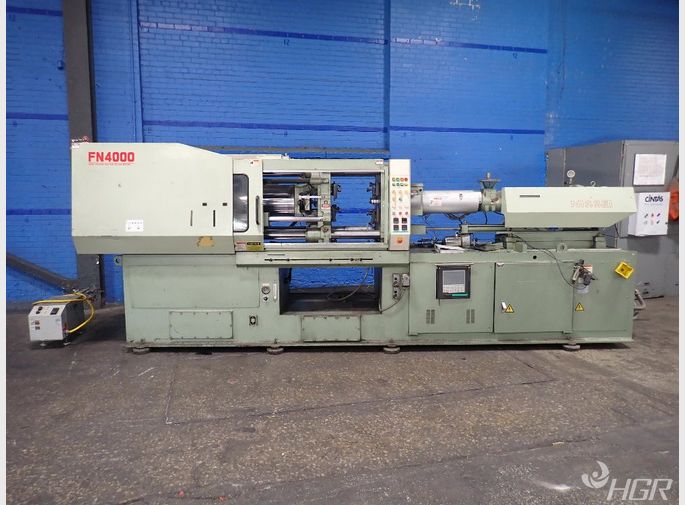 Nissei Injection Molder