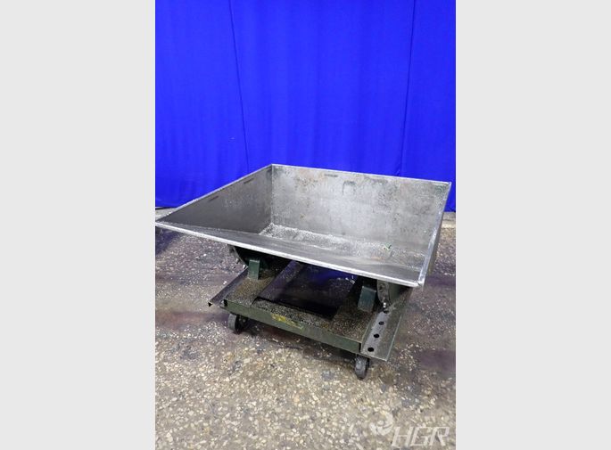Jesco Self Dumping Hopper