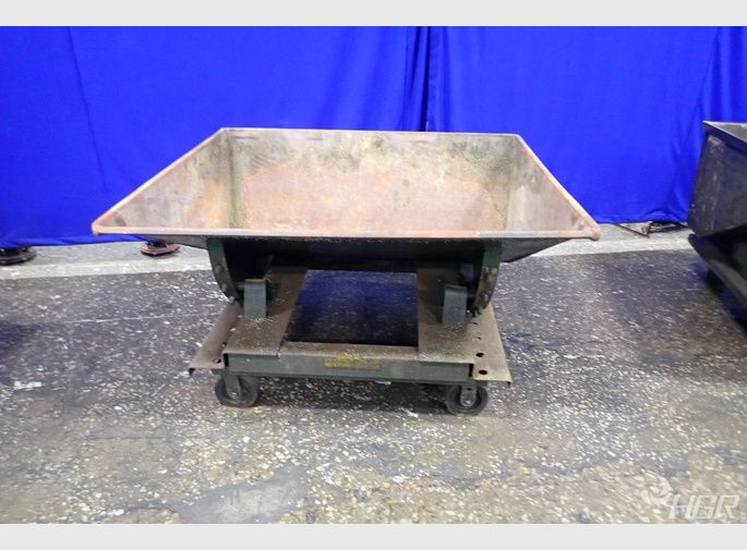 Jesco Self Dumping Hopper
