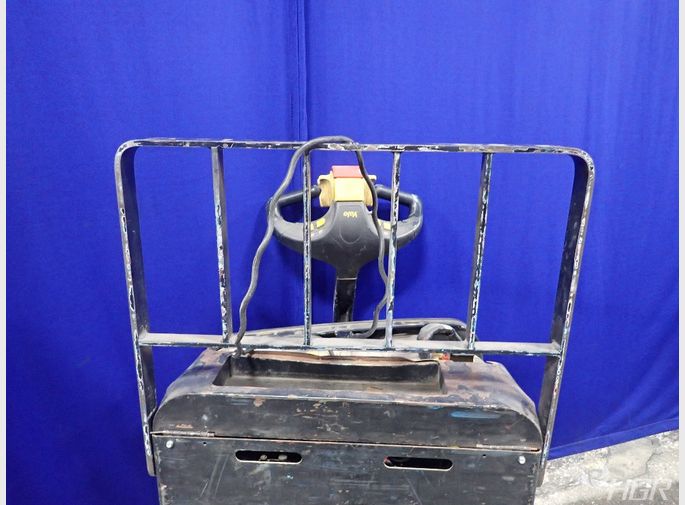Yale Electric Pallet Jack
