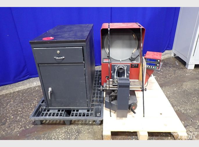 Starrett Optical Comparator