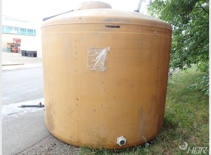  Plastic Tank 