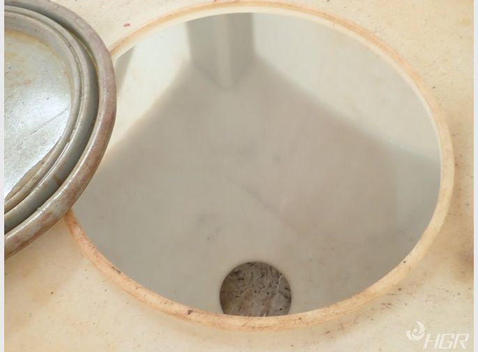  Plastic Container