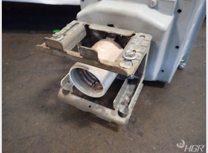 General Electric Fixture Fitting