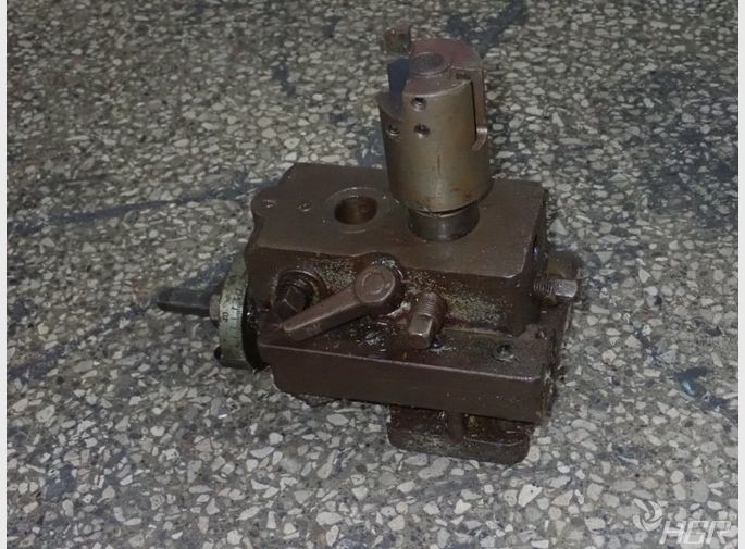  Machine Tool