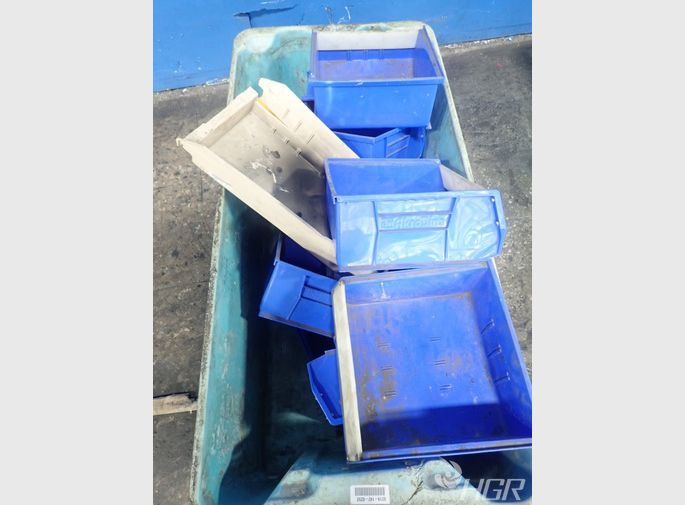 Akrobins Stackable  Hangable Bins