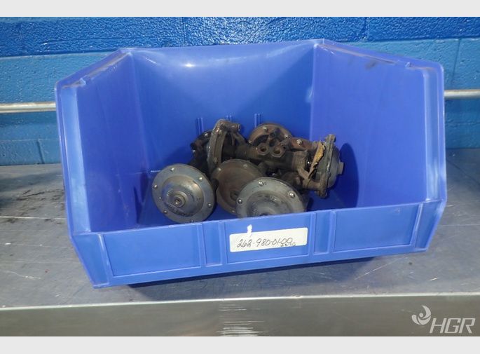  Valves