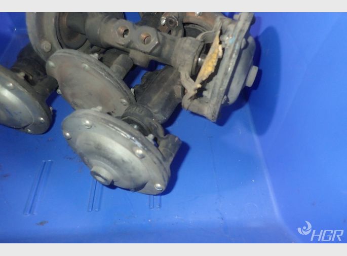  Valves