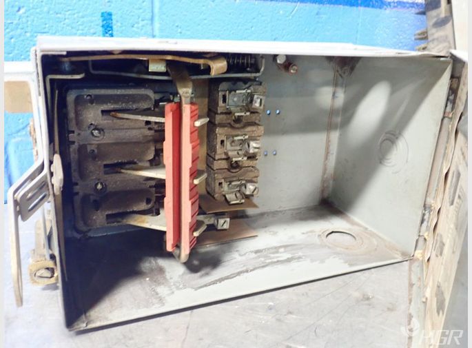 Square D Bus Plug