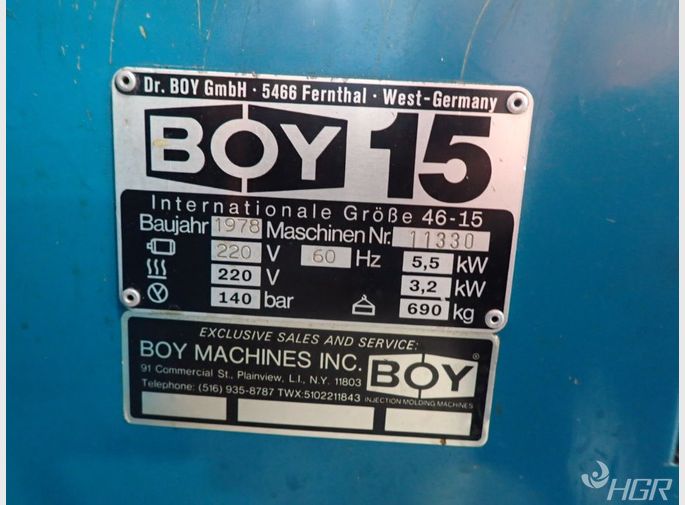 Boy Injection Molder