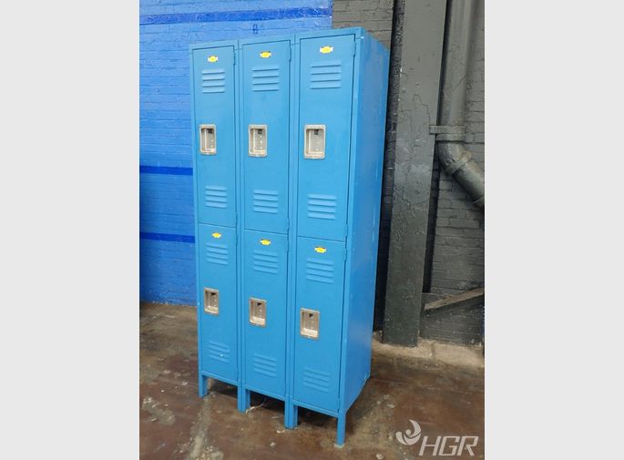 Locker