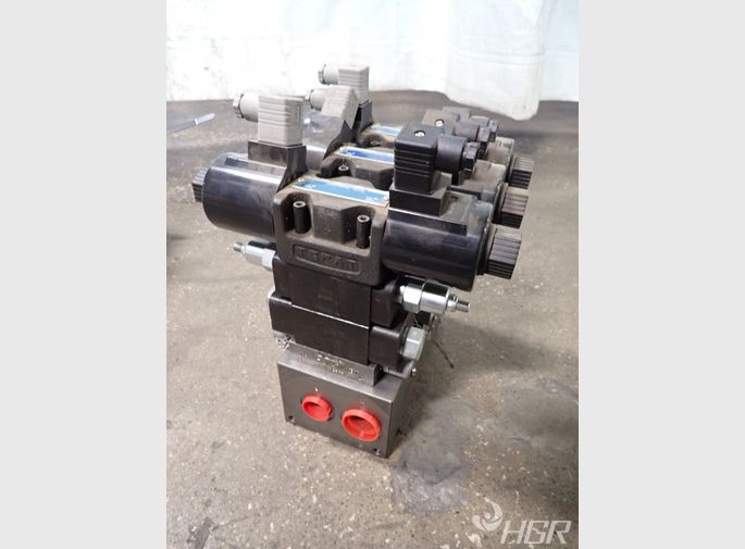Yuken Directional Valve Assembly