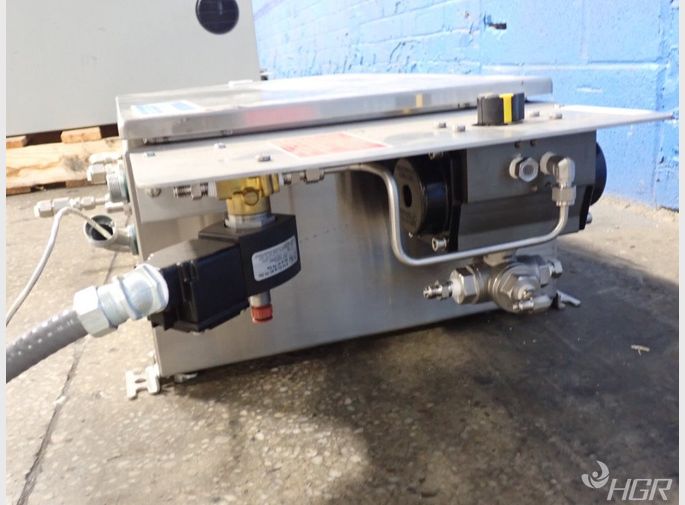 Neutronicsntron Gas Analyzer