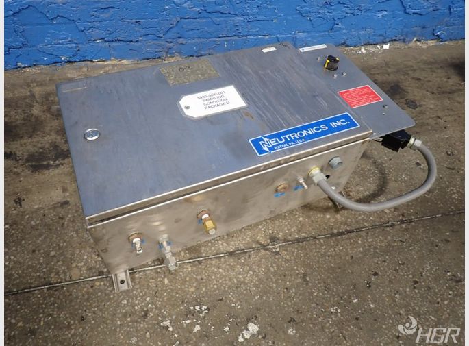 Neutronicsntron Gas Analyzer