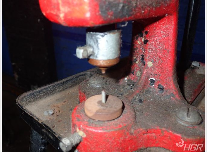 The Astrup Co Kick Press