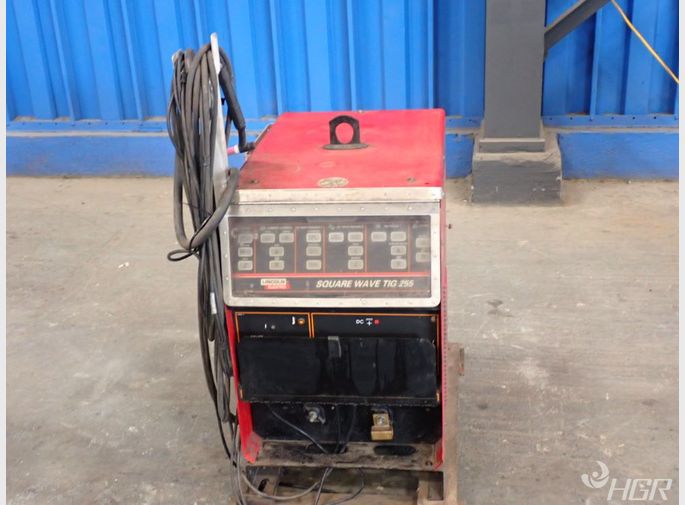 Lincoln Electric Welding Power Source