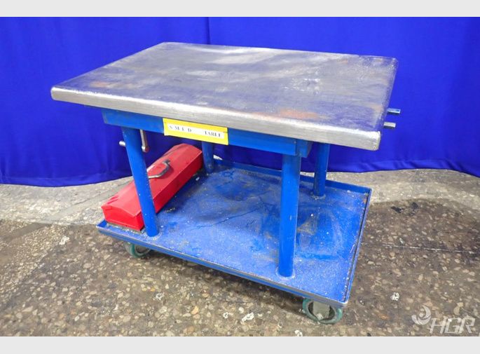  Manual Lift Table