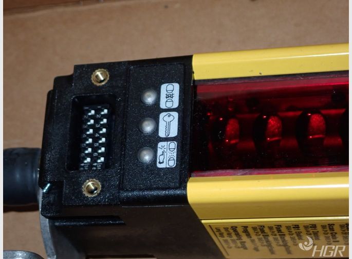Omron Light Curtain Receiver