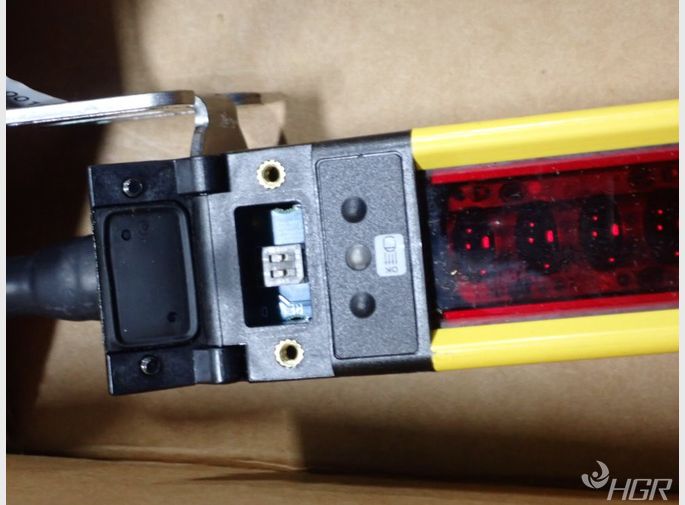 Omron Light Curtain Transmitter