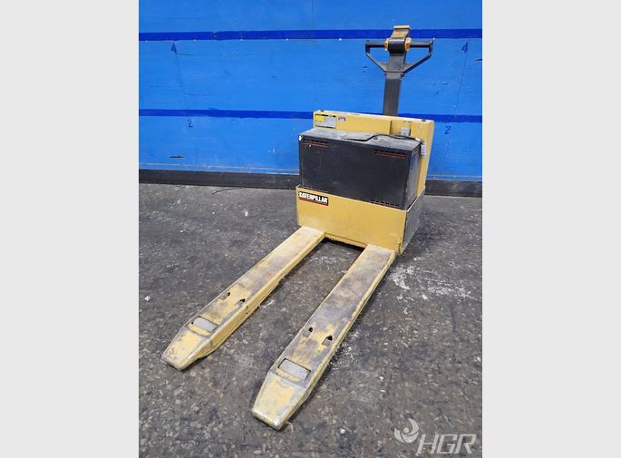 Caterpillar Electric Pallet Jack