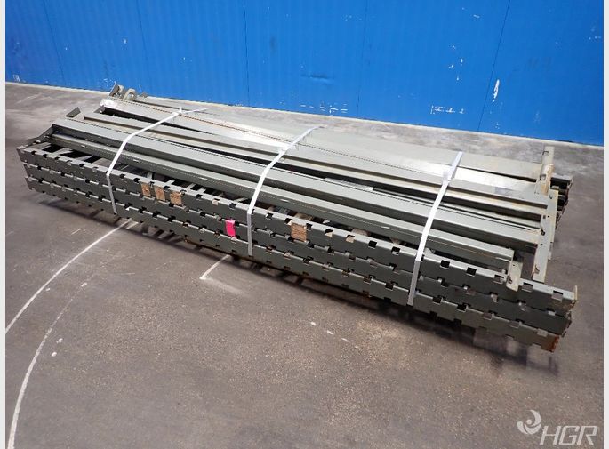  Pallet Racking Lot