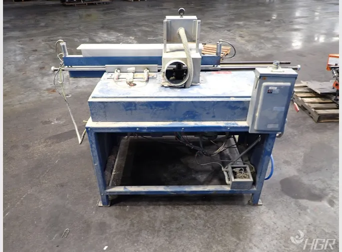 Unique Machine  Tools Door Machine