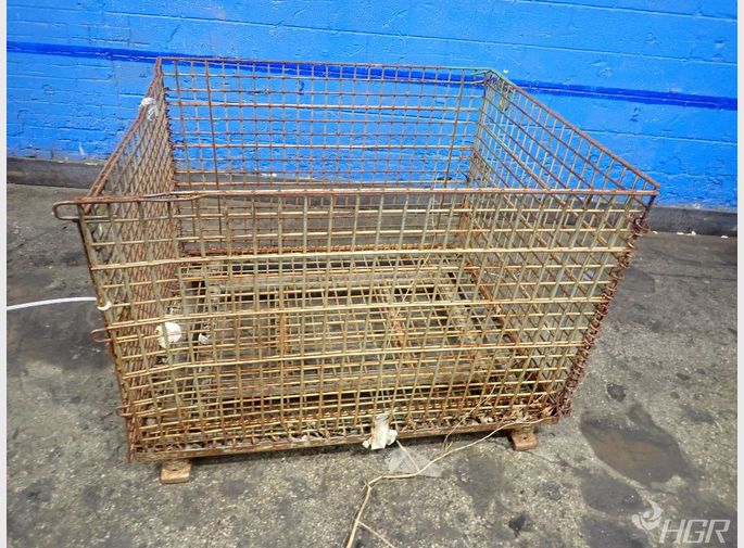 Stackable Wire Basket