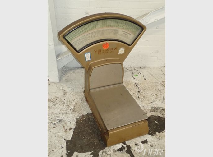 Triner  Scale 