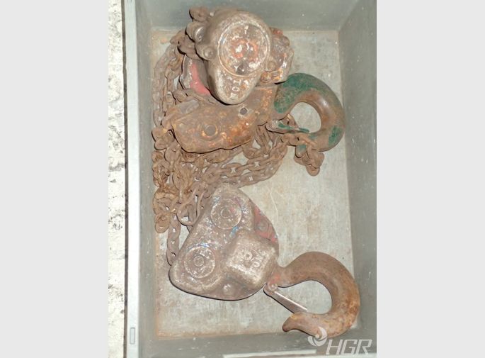  Chain Hoist 