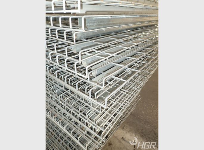  Wire Decking 