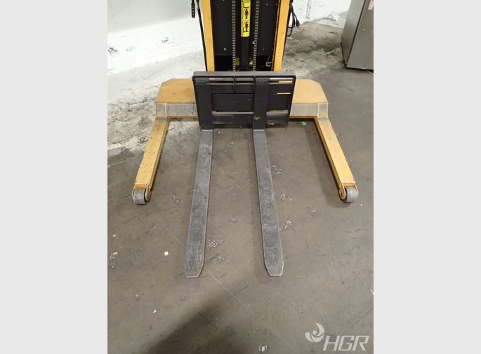 Big Joe Electric Saddle Lift