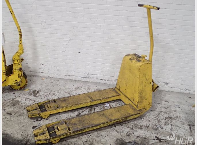 Lewis Sheppard Pallet Jack