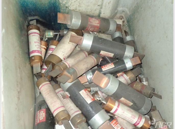  Fuses 