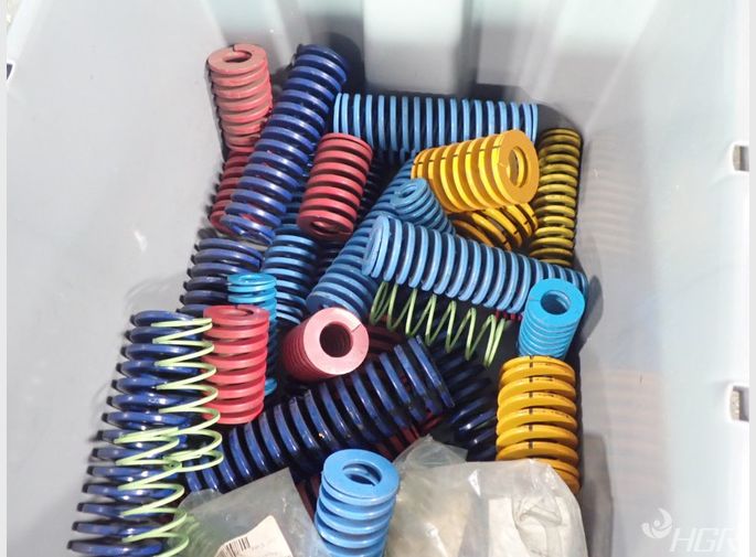  Springs 