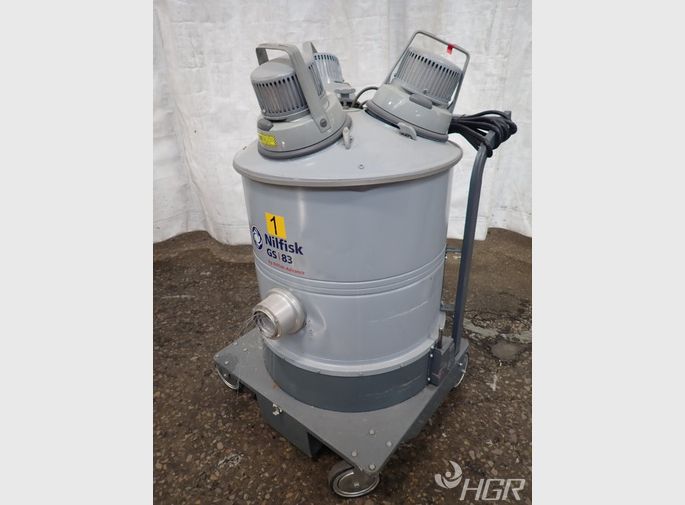 Nilfisk Advance Vacuum Cleaner