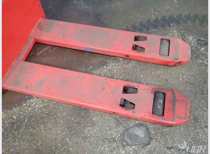 Raymond Pallet Jack