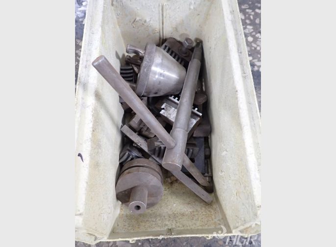  Chuck Jaws  Hardware