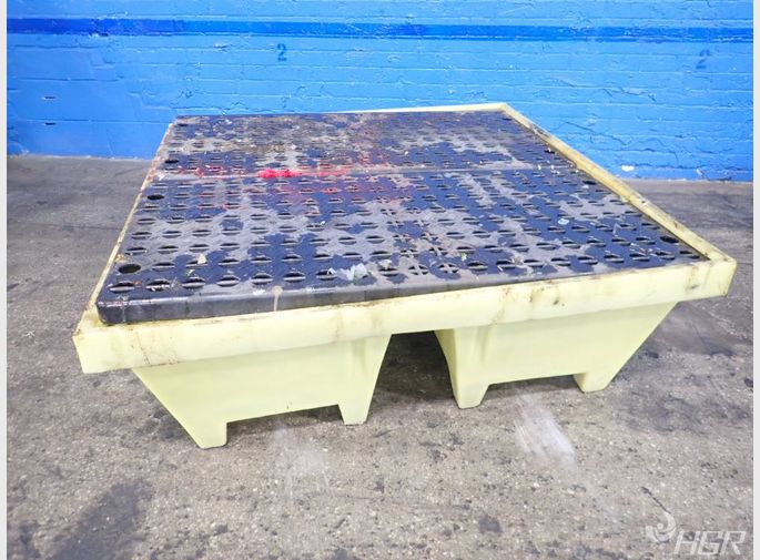 Enpac Spill Containment Pallet