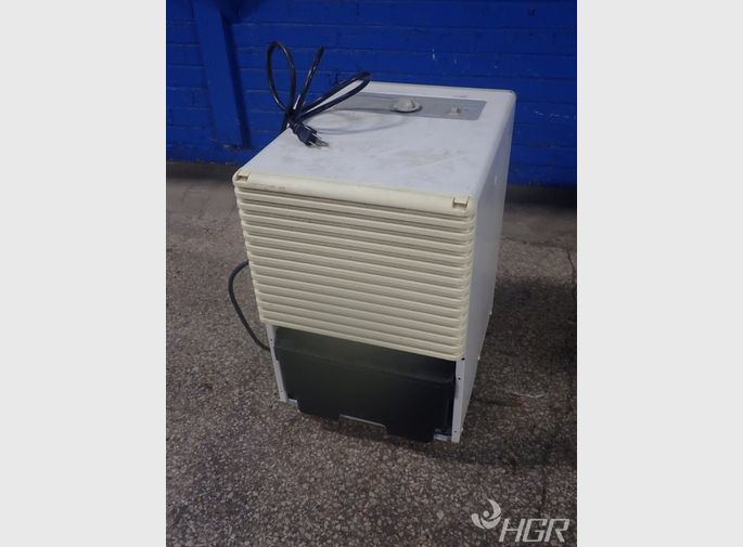 Dehumidifier