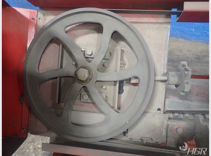  Horizontal Band Saw