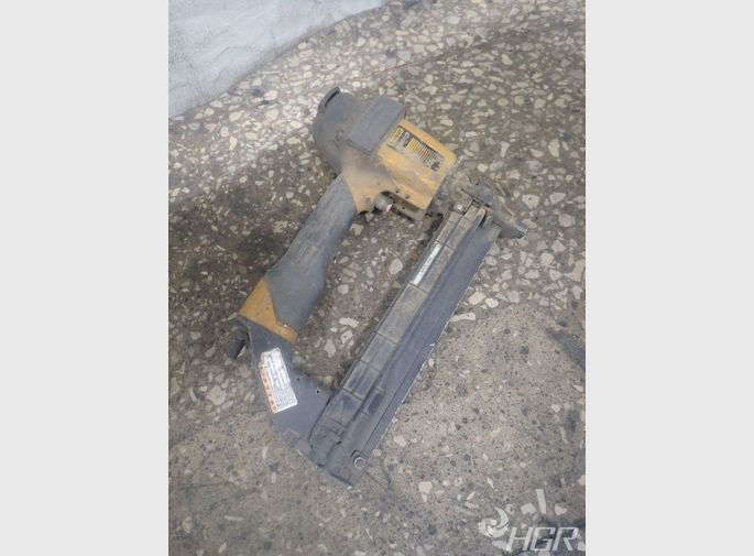 Bostitch Pneumatic Staple Gun