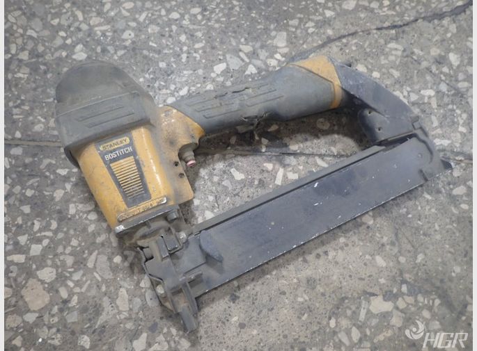 Bostitch Pneumatic Staple Gun