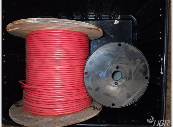  Cables