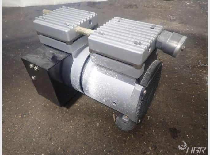  Vacuum Pump
