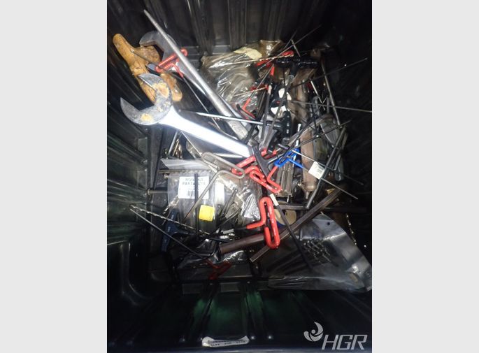  Wrenches