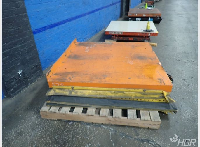  Scissor Lift Table