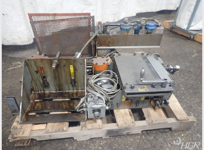 Feed Lease Feeder