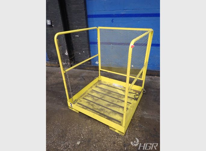  Man Lift Cage